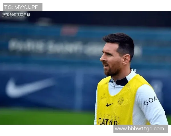 74足球球星：回顾传奇球员成长轨迹与辉煌成就的全景分析